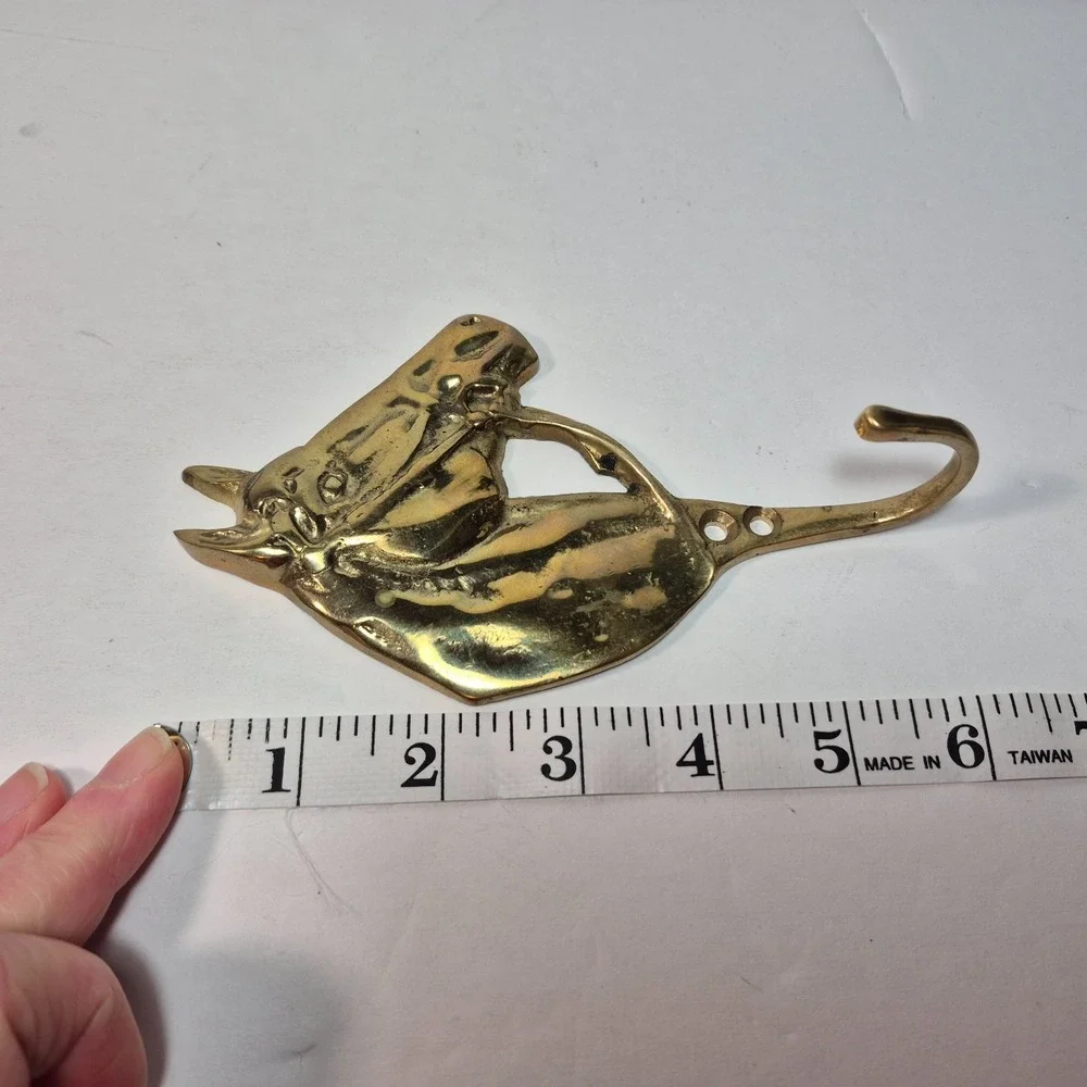 Vintage Brass Horse Head Wall Farmhouse Barn Equestrian Decor Coat Hanger Hook